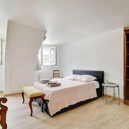 Cosy 2 Pieces Invalides Bon Marche Appartamento